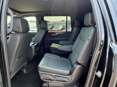 2025 GMC Yukon XL 4WD AT4