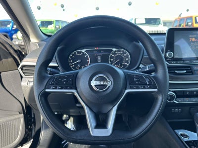 2024 Nissan Altima SV FWD