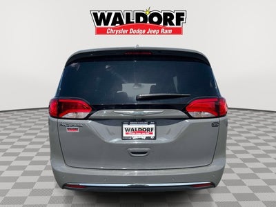 2020 Chrysler Pacifica Hybrid 35th Anniversary Limited