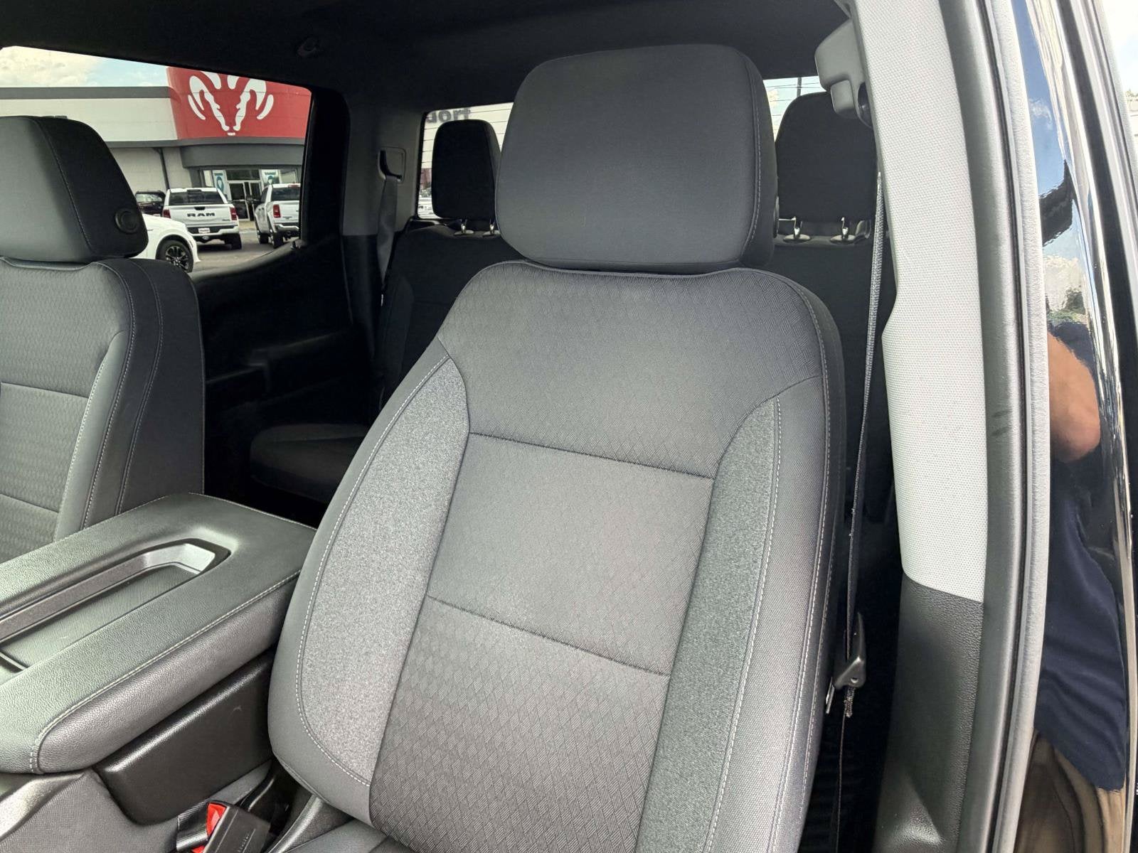 2024 Chevrolet Silverado 1500 4WD Crew Cab Short Bed Custom Trail Boss