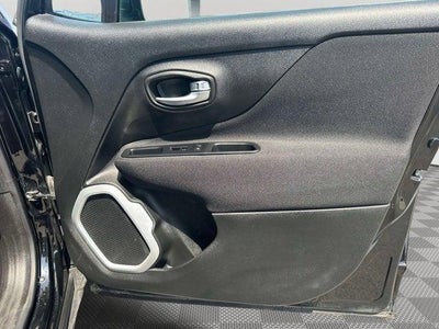 2019 Jeep Renegade Latitude FWD