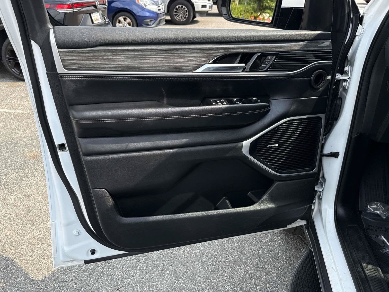 2022 Jeep Wagoneer Series II