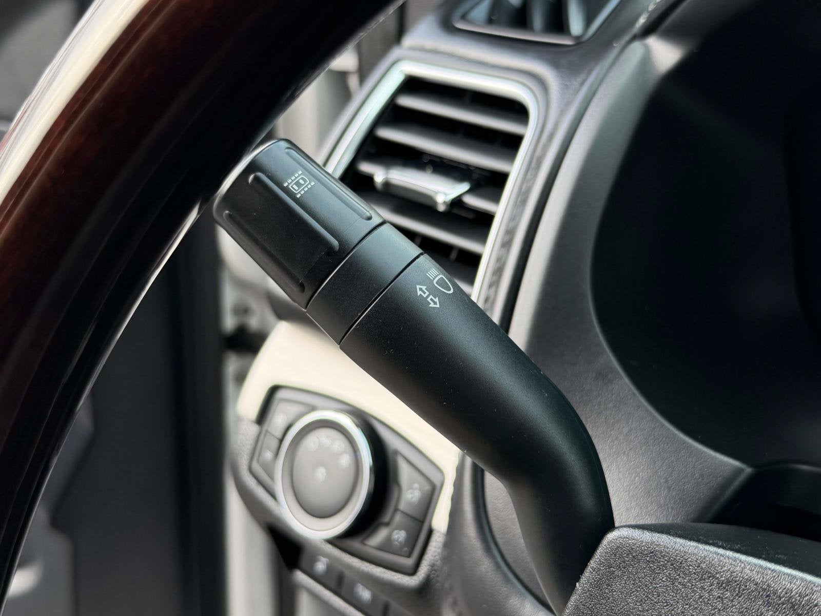 2019 Ford Explorer Platinum
