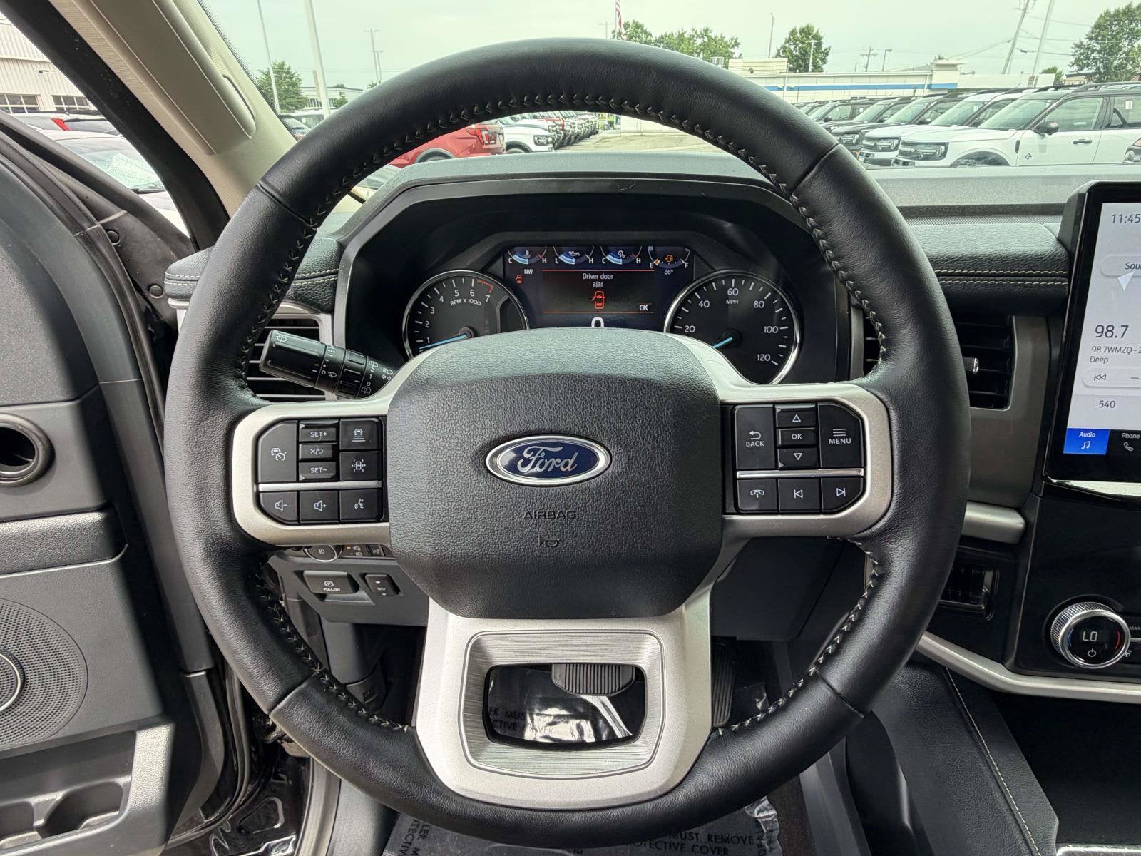2022 Ford Expedition XLT