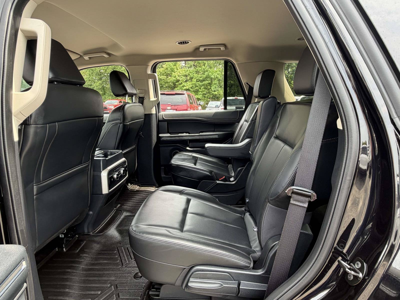 2022 Ford Expedition XLT