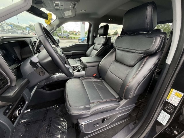2023 Ford Super Duty F-350 DRW LARIAT