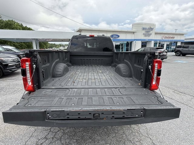 2023 Ford Super Duty F-350 DRW LARIAT
