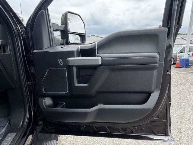 2019 Ford Super Duty F-450 DRW Platinum