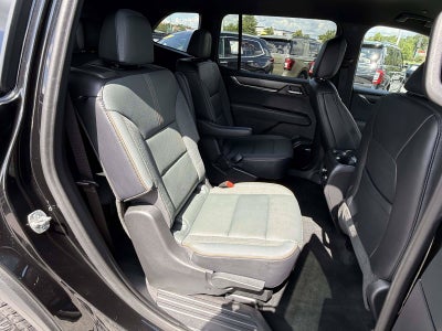 2024 GMC Acadia AWD AT4