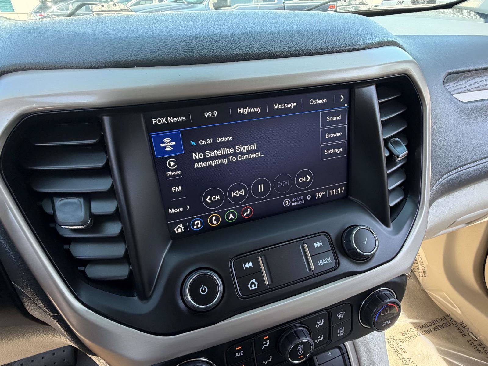 2023 GMC Acadia Denali