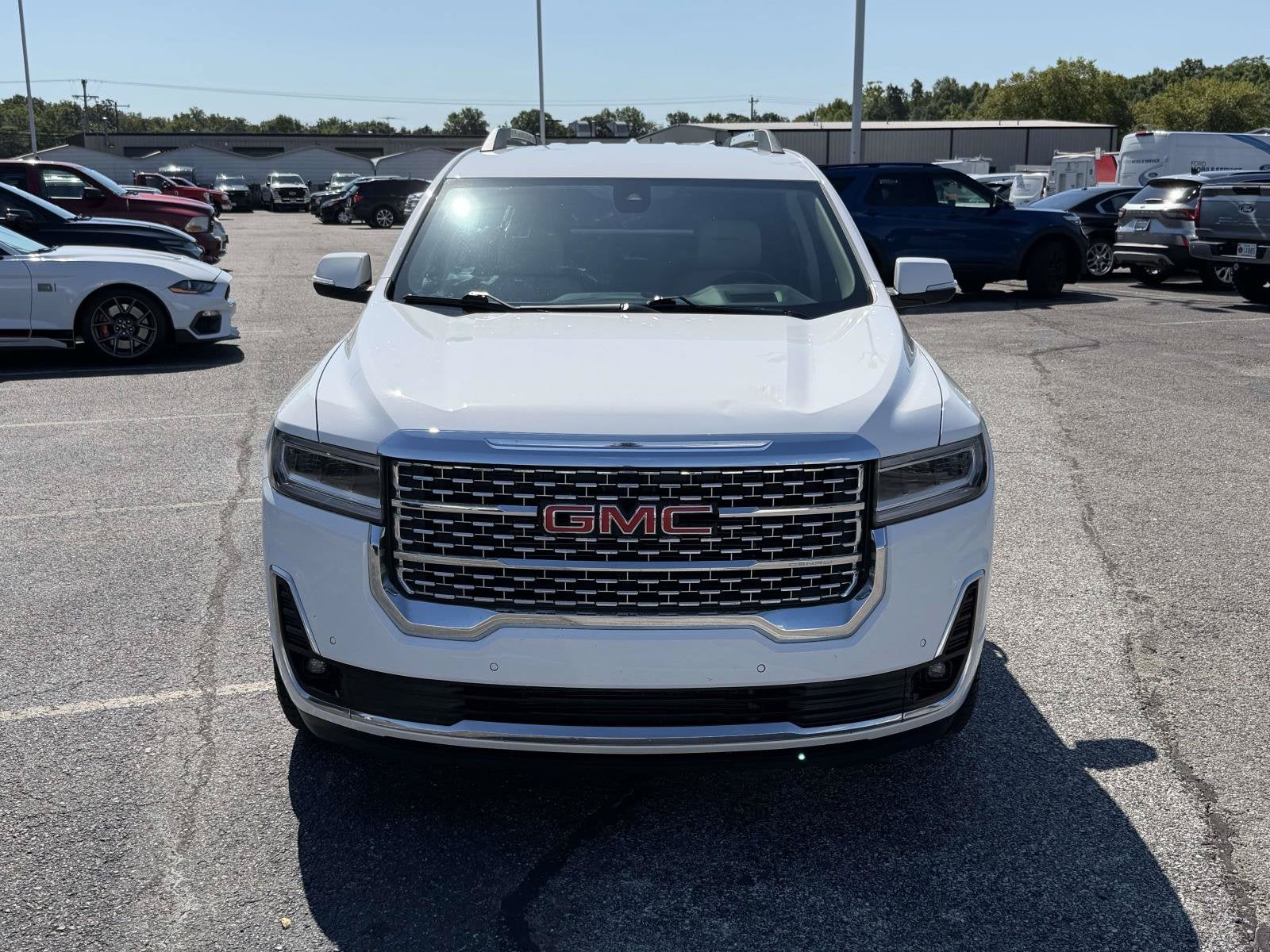 2023 GMC Acadia Denali