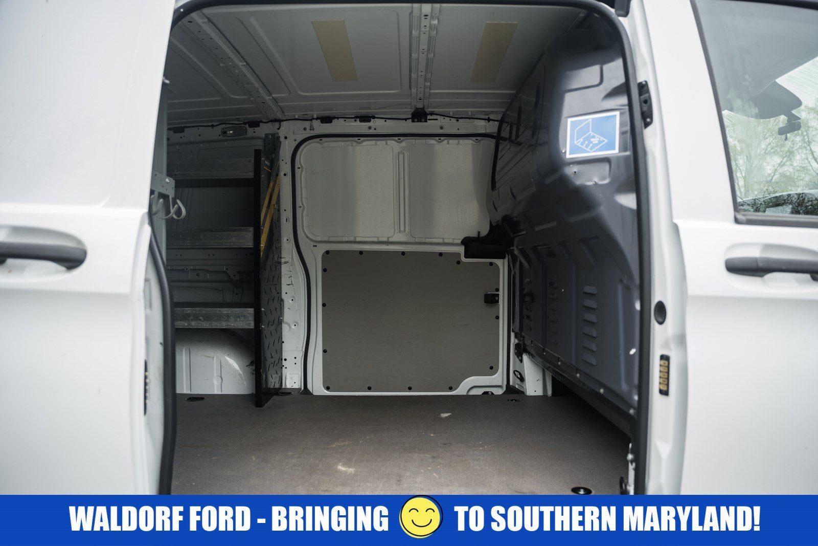 2022 Mercedes-Benz Metris Cargo Van Standard Roof 126" Wheelbase