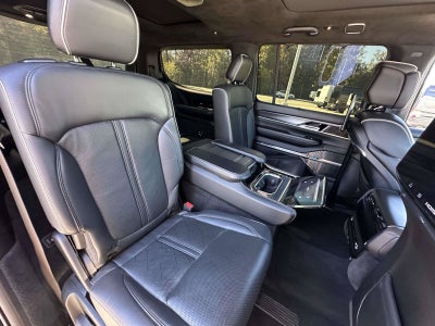 2022 Jeep Grand Wagoneer Series II Obsidian