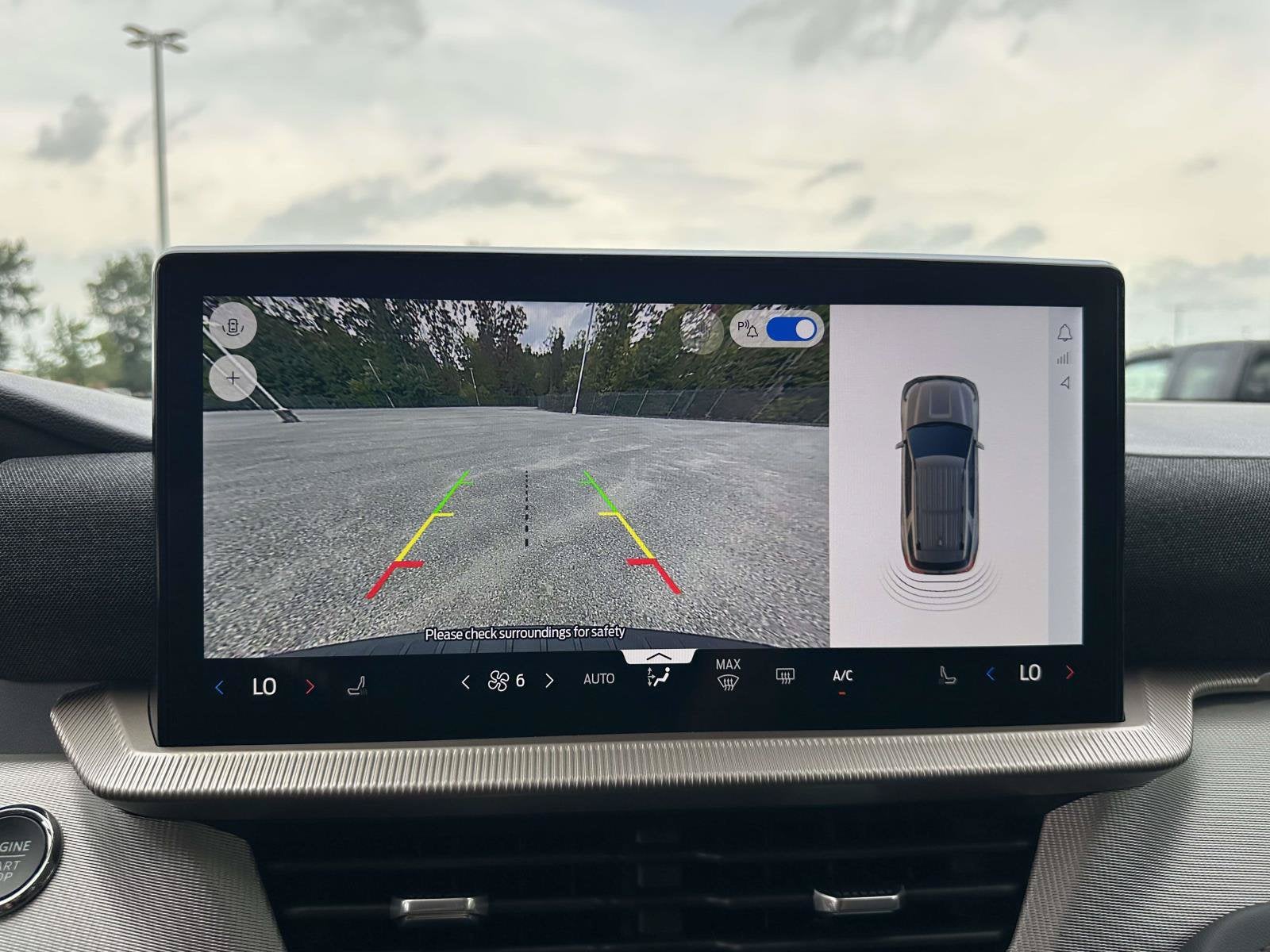 2026 Ford Explorer Active w/100A Pkg