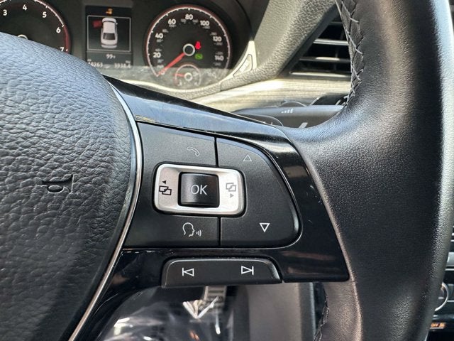 2021 Volkswagen Passat 2.0T R-Line