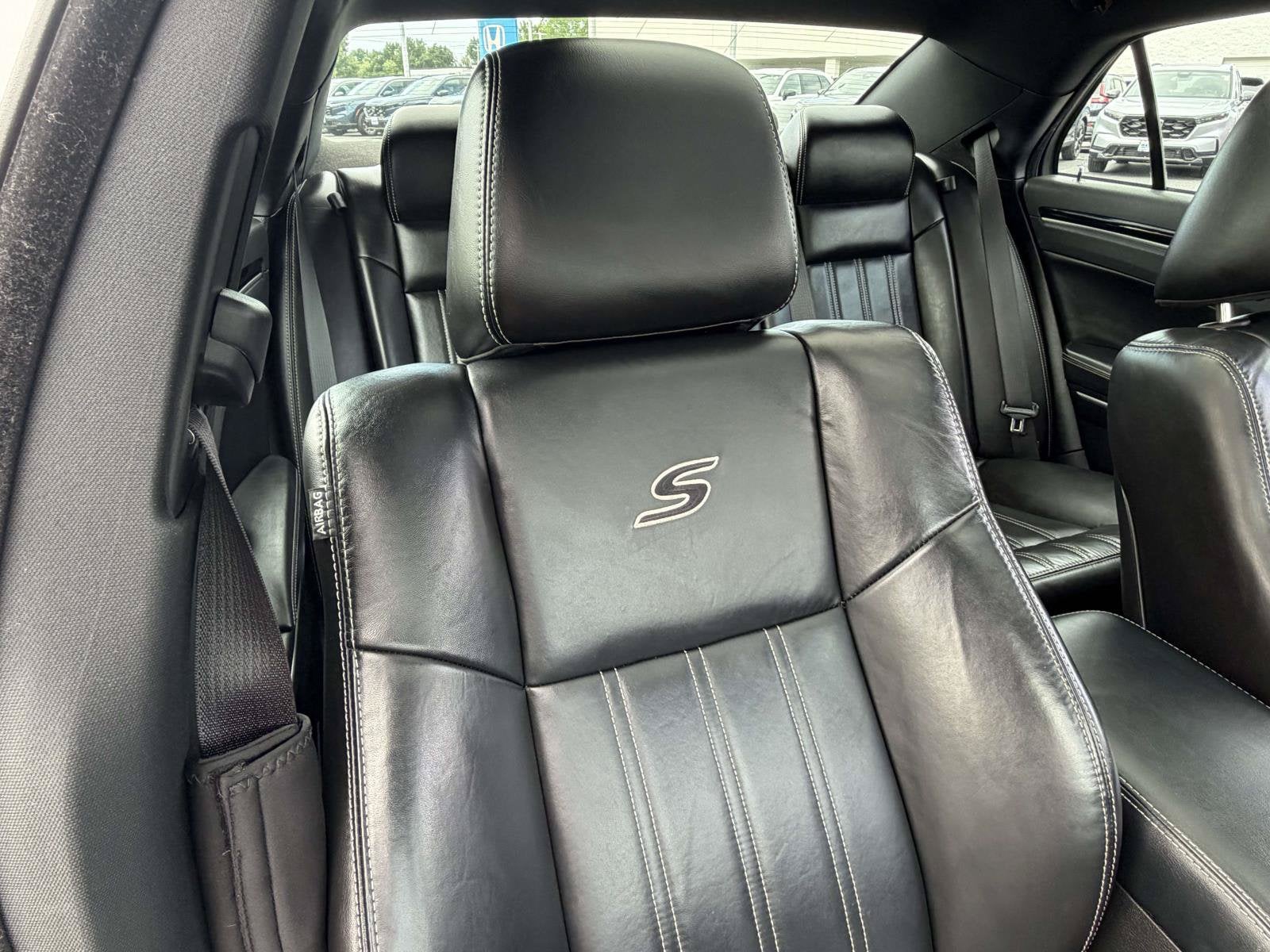 2022 Chrysler 300 300S