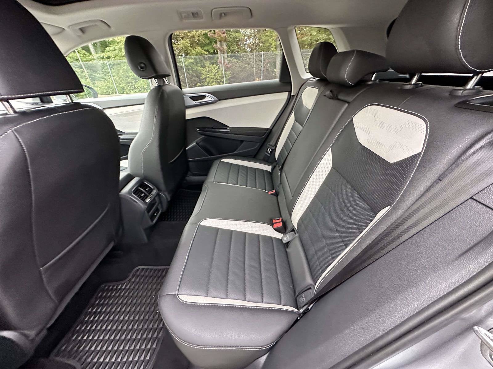 2025 Volkswagen Taos SEL
