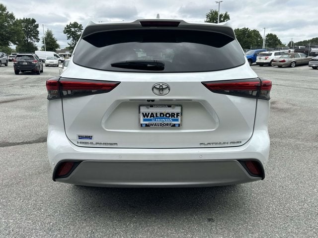 2022 Toyota Highlander Platinum