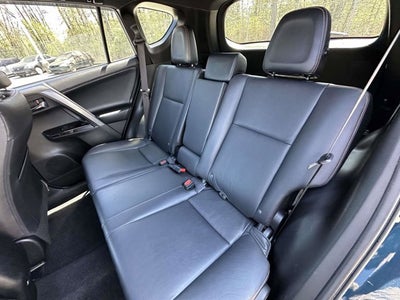 2018 Toyota RAV4 SE