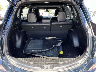 2018 Toyota RAV4 SE