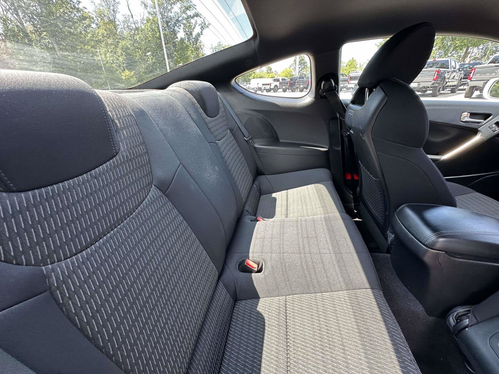 2016 Hyundai Genesis Coupe 3.8L Base