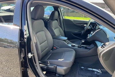 2025 Chevrolet Malibu LT