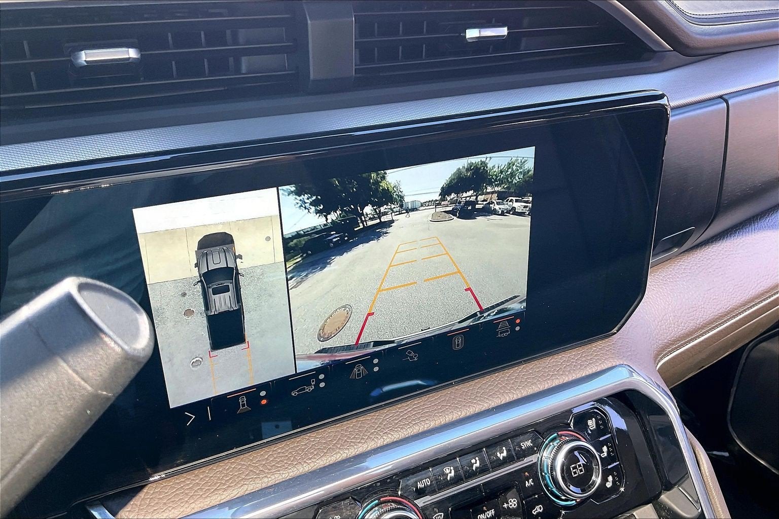 2024 GMC Sierra HD Denali