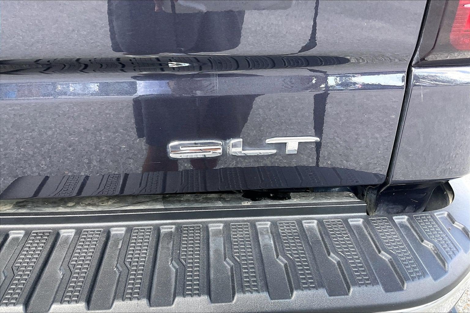 2025 GMC Sierra SLT