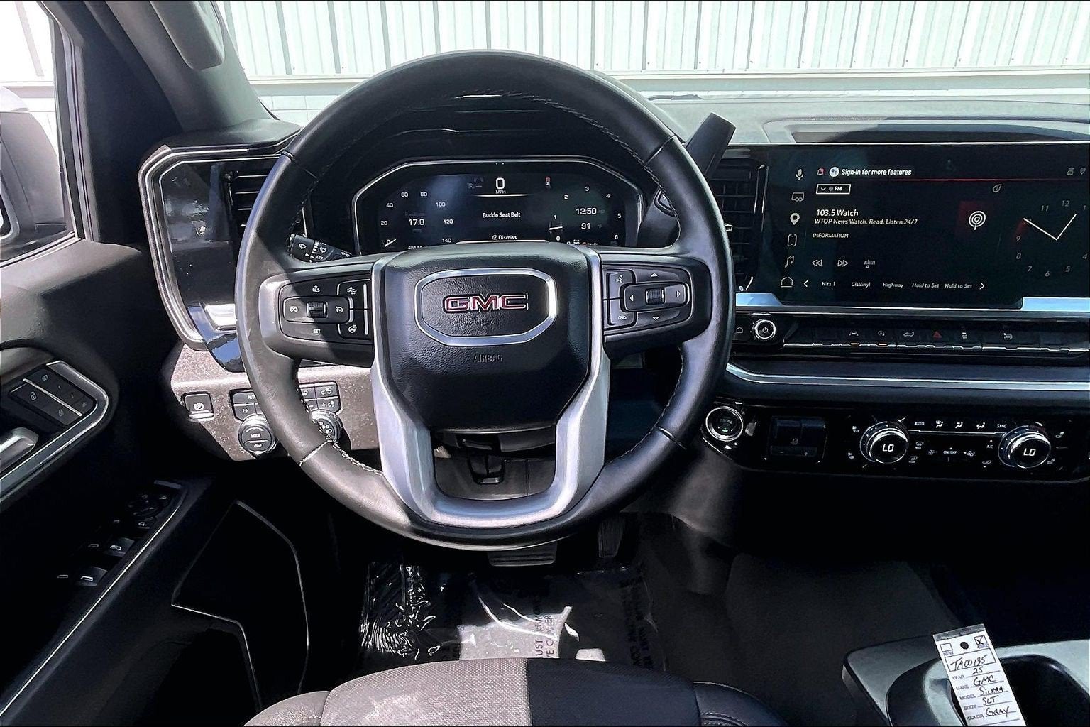 2025 GMC Sierra SLT