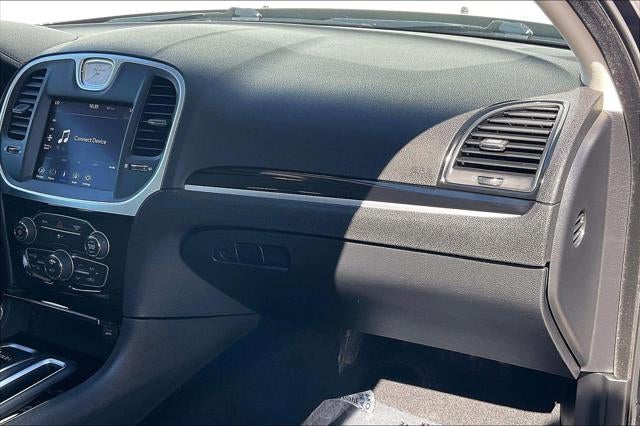 2023 Chrysler 300 Touring