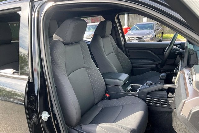 2025 Toyota TACOMA SR5 SR5