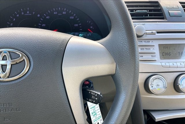 2011 Toyota CAMRY LE
