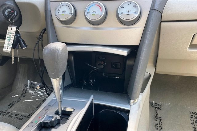 2011 Toyota CAMRY LE