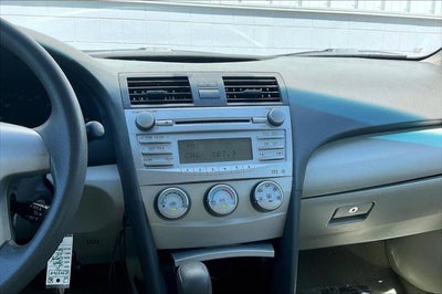 2011 Toyota CAMRY LE
