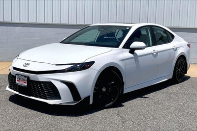 2025 Toyota Camry SE