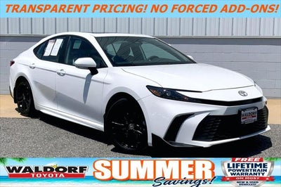 2025 Toyota Camry SE