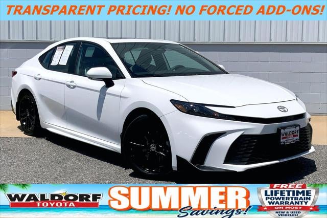 2025 Toyota Camry SE