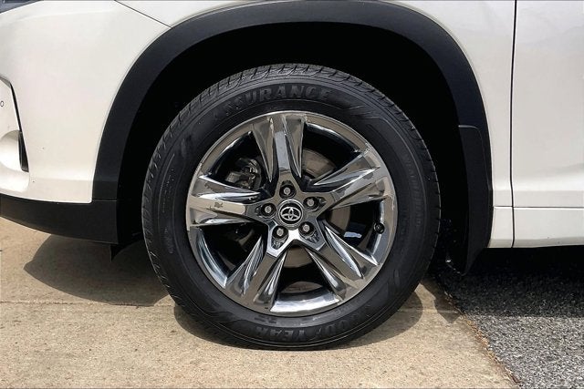 2018 Toyota HIGHLANDER Limited Platinum