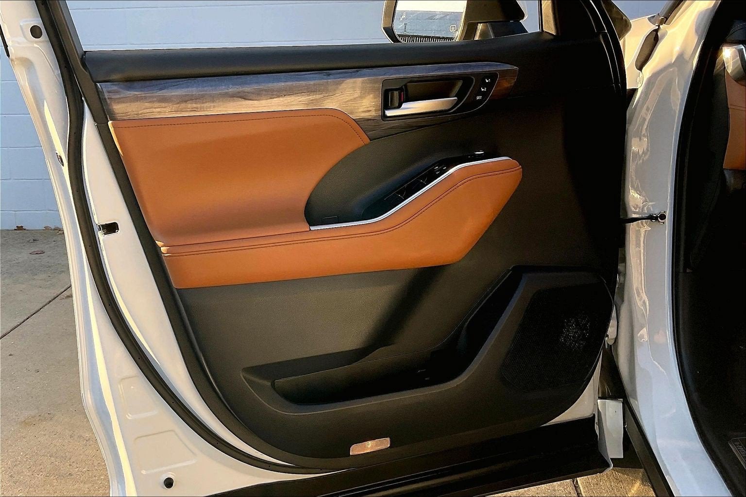 2026 Toyota Highlander Hybrid Hybrid Platinum