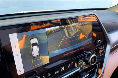 2026 Toyota Highlander Hybrid Hybrid Platinum