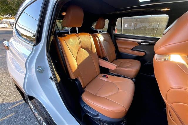 2026 Toyota Highlander Hybrid Hybrid Platinum
