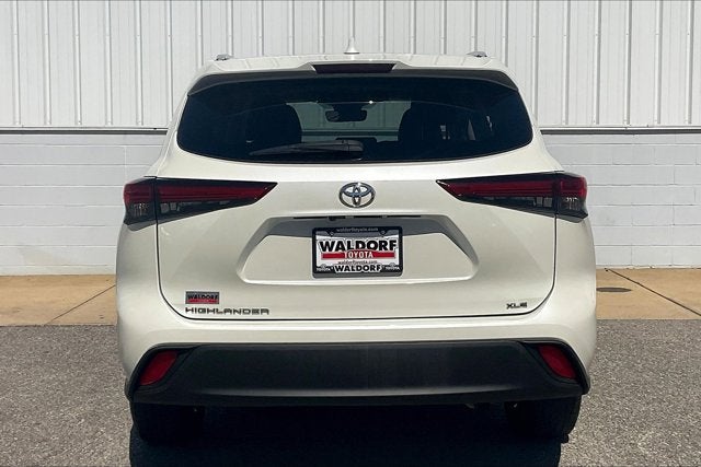 2020 Toyota HIGHLANDER XLE