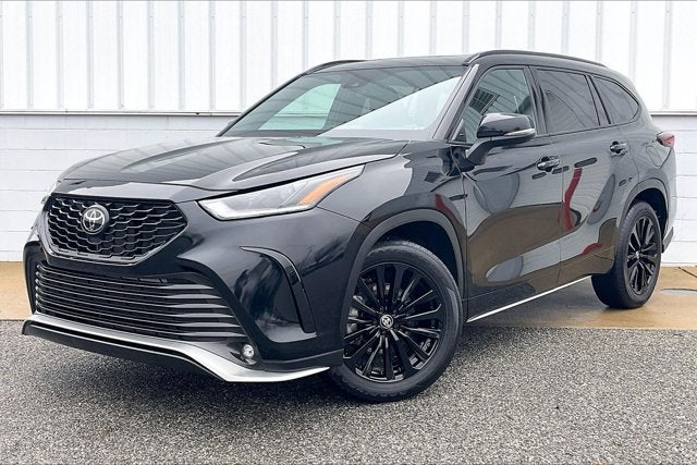 2025 Toyota Highlander Base