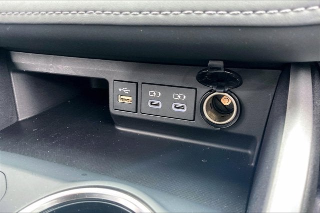 2025 Toyota Highlander Base