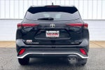 2025 Toyota Highlander Base