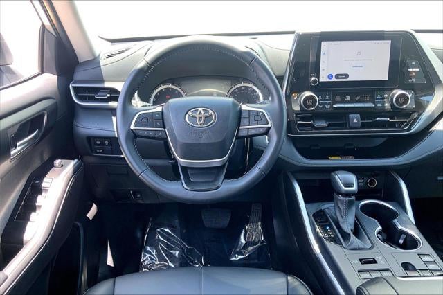 2025 Toyota Highlander XLE