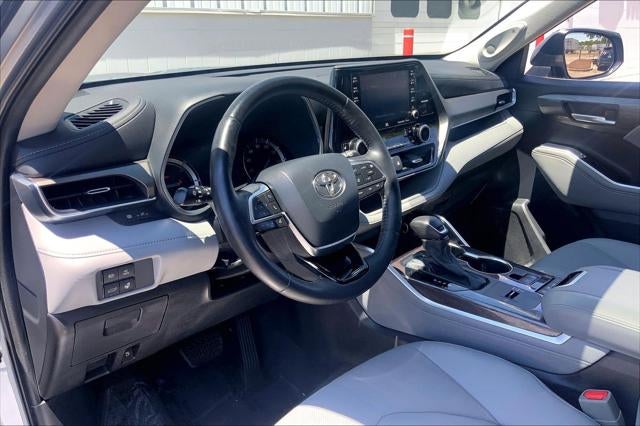 2021 Toyota HIGHLANDER HYBRD Hybrid Limited