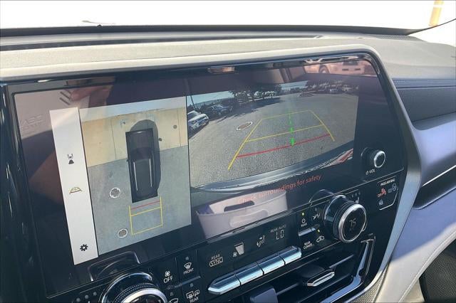 2023 Toyota Highlander Hybrid Hybrid Limited