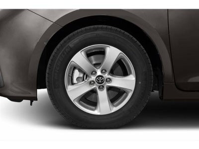 2018 Toyota Sienna XLE