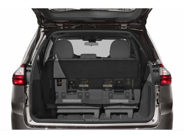 2018 Toyota Sienna XLE